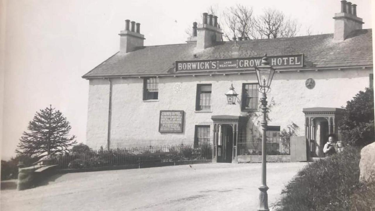Crown Hill, Grange Over Sands Exterior photo