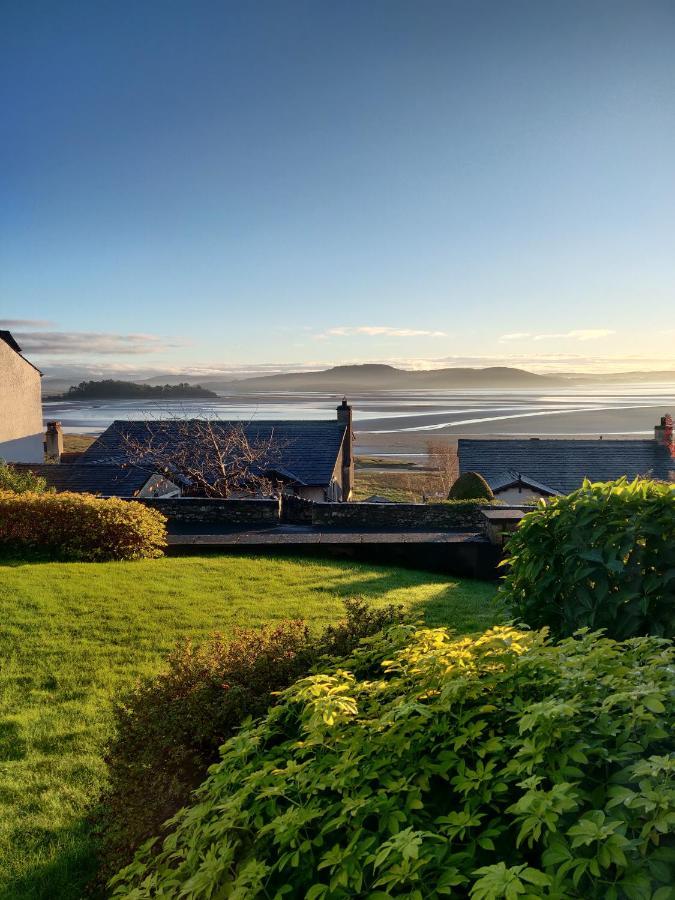 Crown Hill, Grange Over Sands Exterior photo